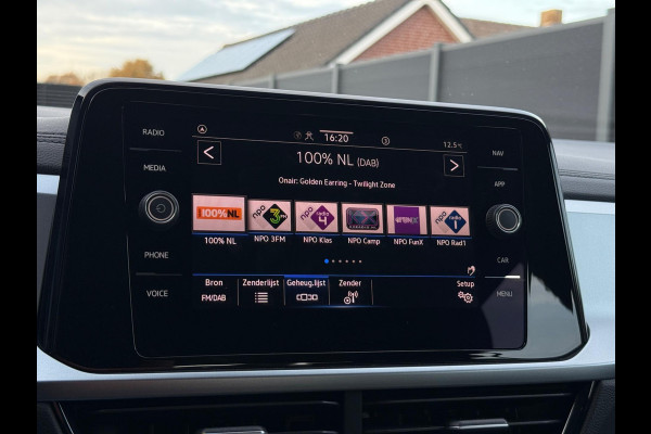 Volkswagen T-Roc 1.5 TSI Life CarPlay Camera