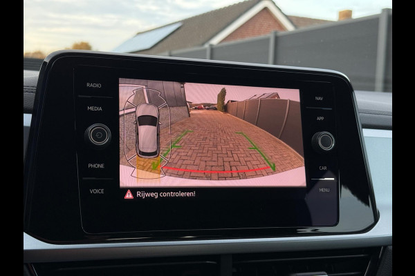 Volkswagen T-Roc 1.5 TSI Life CarPlay Camera