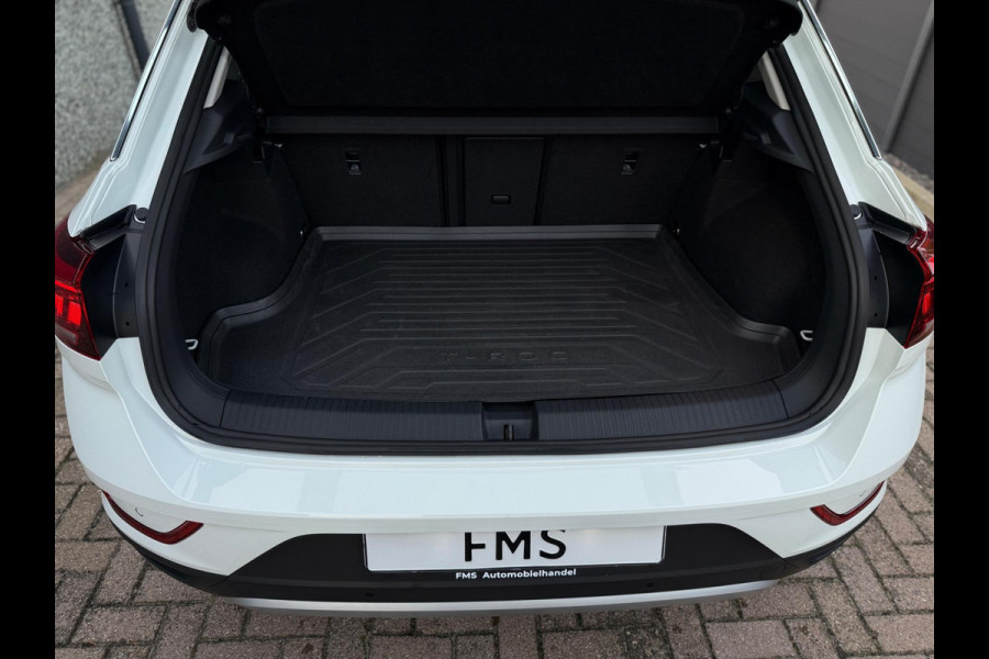 Volkswagen T-Roc 1.5 TSI Life CarPlay Camera