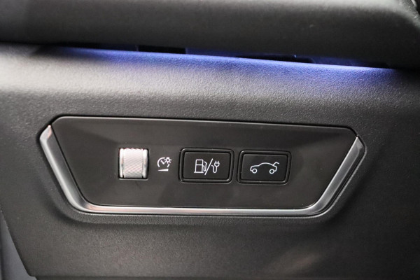 Lynk & Co 01 1.5 261PK Plug-in Hybrid * Pano/dak Apple/Carplay Adaptive/Cruise