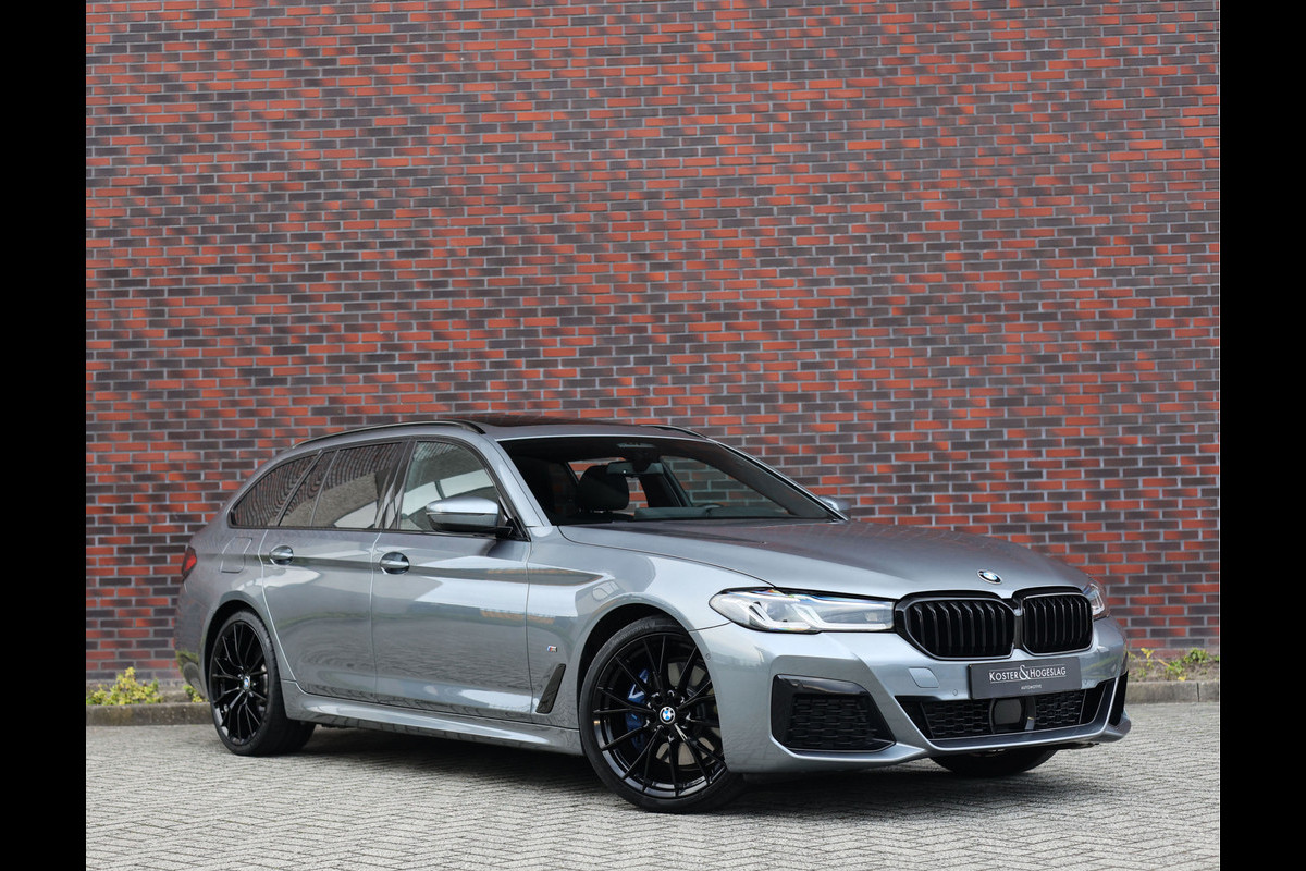 BMW 5 Serie Touring 530e High Executive | Trekhaak - Pano - HeadUp