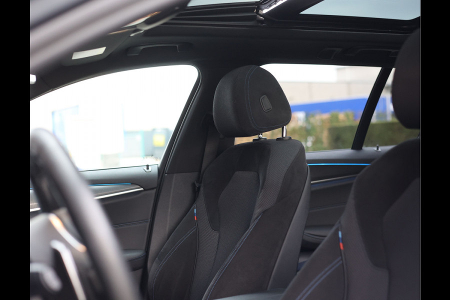 BMW 5 Serie Touring 530e High Executive | Trekhaak - Pano - HeadUp