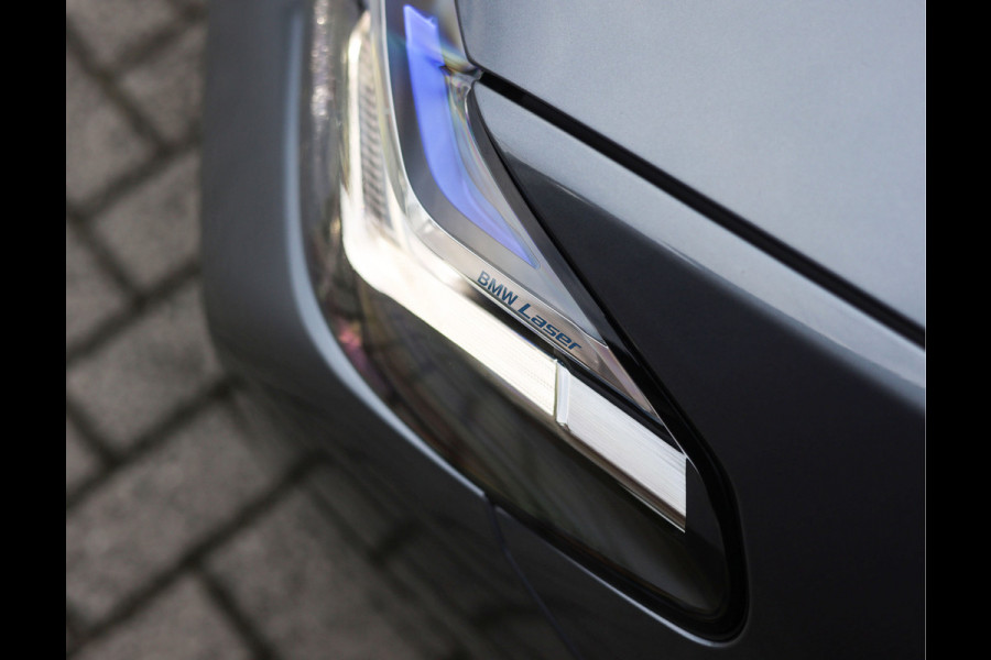 BMW 5 Serie Touring 530e High Executive | Trekhaak - Pano - HeadUp
