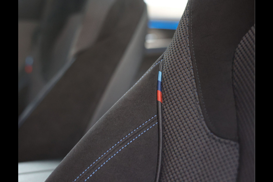 BMW 5 Serie Touring 530e High Executive | Trekhaak - Pano - HeadUp