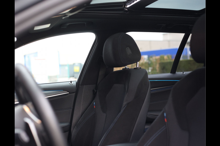 BMW 5 Serie Touring 530e High Executive | Trekhaak - Pano - HeadUp