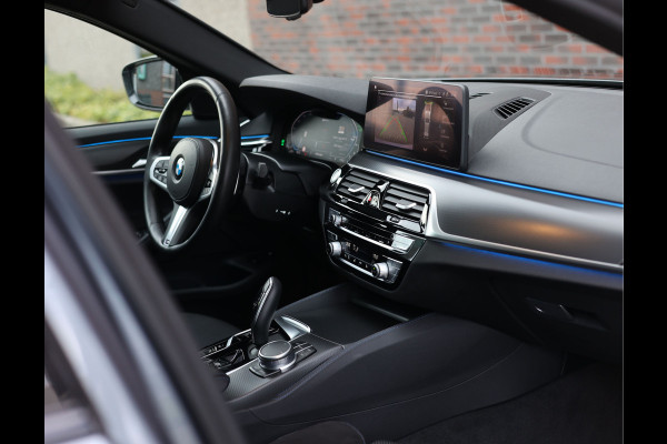 BMW 5 Serie Touring 530e High Executive | Trekhaak - Pano - HeadUp