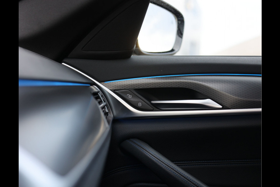 BMW 5 Serie Touring 530e High Executive | Trekhaak - Pano - HeadUp