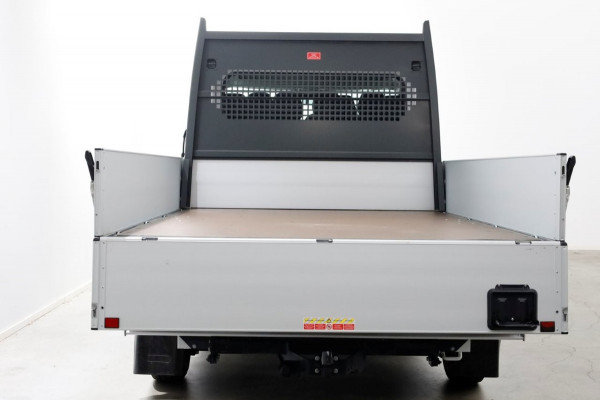 Peugeot Boxer 2.2 BlueHDi 140pk D.C. Open Laadbak Trekhaak 3000kg BPM-Vrij 11-2024