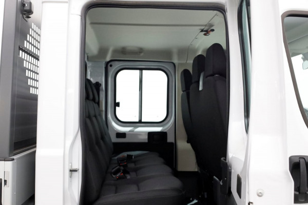 Peugeot Boxer 2.2 BlueHDi 140pk D.C. Open Laadbak Trekhaak 3000kg BPM-Vrij 11-2024