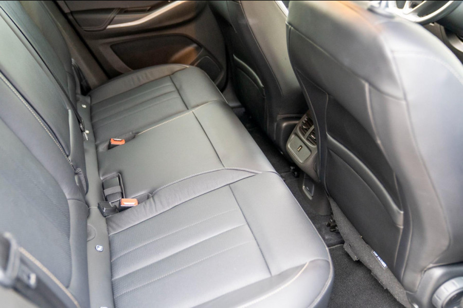 Opel Grandland 1.6 Turbo Plug-In Hybrid Ultimate | Prijs rijklaar incl. 12 mnd garantie | Memory lederen stoelen Camera Blindspot