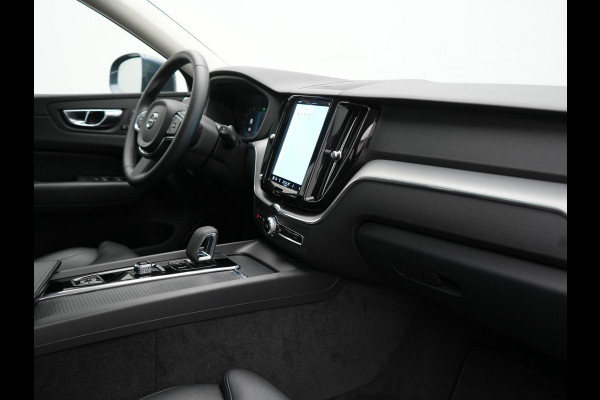 Volvo XC60 T8 AWD Inscription Plug In Hybrid 391pk Dealer O.H. PHEV | Trekhaak Af Fabriek | Luchtvering | Head Up | Adaptive Cruise | 360 Camera | Harman&Kardon | Lederen Sportstoelen Memory & Verwarmd | Google Assistent | App