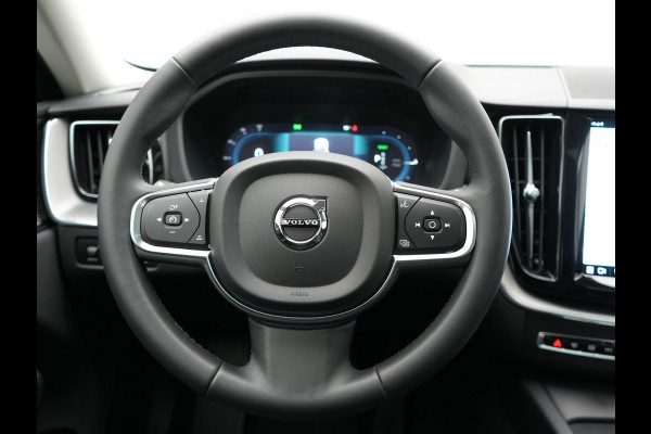 Volvo XC60 T8 AWD Inscription Plug In Hybrid 391pk Dealer O.H. PHEV | Trekhaak Af Fabriek | Luchtvering | Head Up | Adaptive Cruise | 360 Camera | Harman&Kardon | Lederen Sportstoelen Memory & Verwarmd | Google Assistent | App