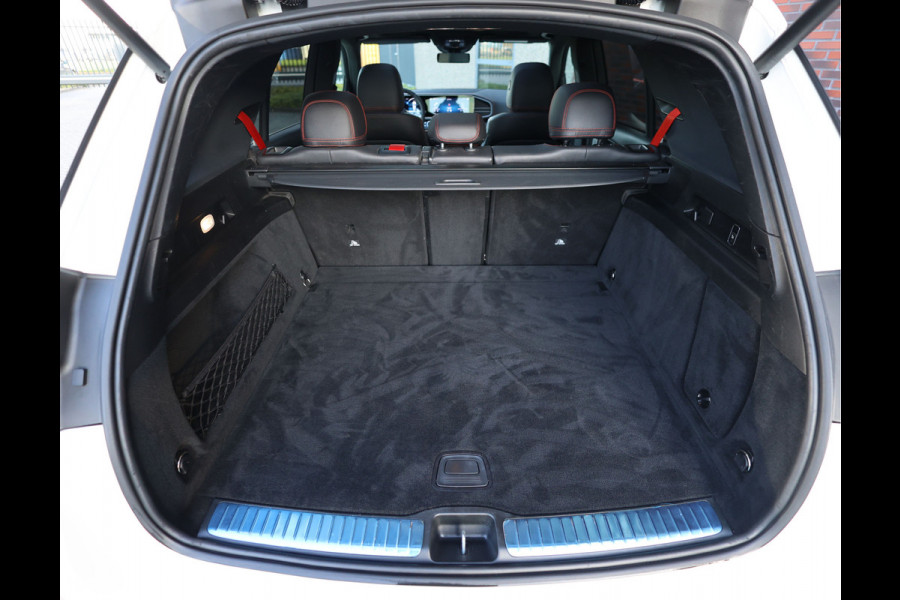 Mercedes-Benz GLE AMG 53 4MATIC+ Premium Plus | Rood design - Trekhaak - Pano