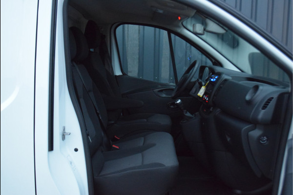 Renault Trafic 2.0 dCi 145 T29 L2H1 Comfort | Achteruitrijcamera | DAB | Hill hold |