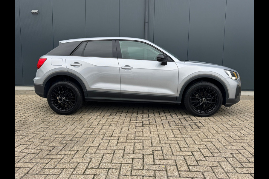 Audi Q2 35 TFSI Automaat * Navigatie * Cruise Control * Parkeersensoren * 18 inch velgen *