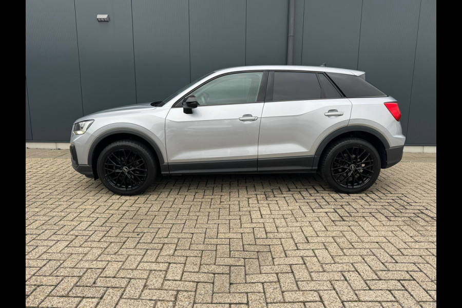 Audi Q2 35 TFSI Automaat * Navigatie * Cruise Control * Parkeersensoren * 18 inch velgen *