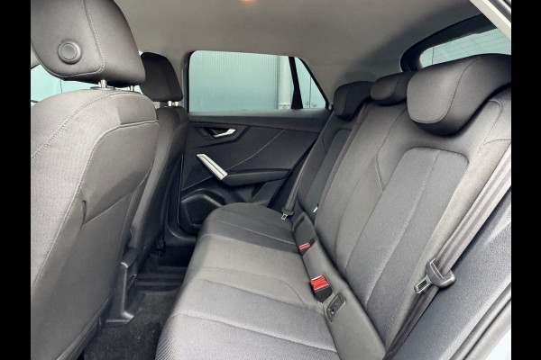 Audi Q2 35 TFSI Automaat * Navigatie * Cruise Control * Parkeersensoren * 18 inch velgen *