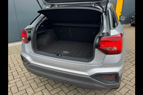 Audi Q2 35 TFSI Automaat * Navigatie * Cruise Control * Parkeersensoren * 18 inch velgen *