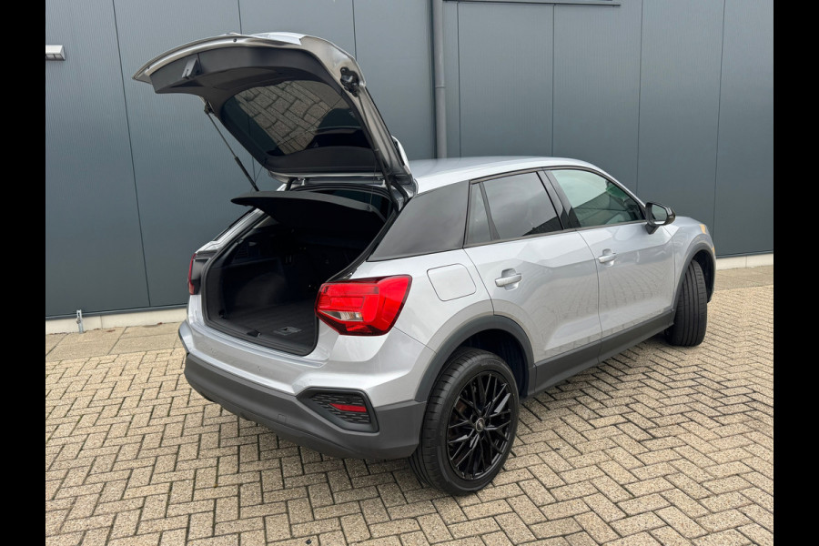 Audi Q2 35 TFSI Automaat * Navigatie * Cruise Control * Parkeersensoren * 18 inch velgen *