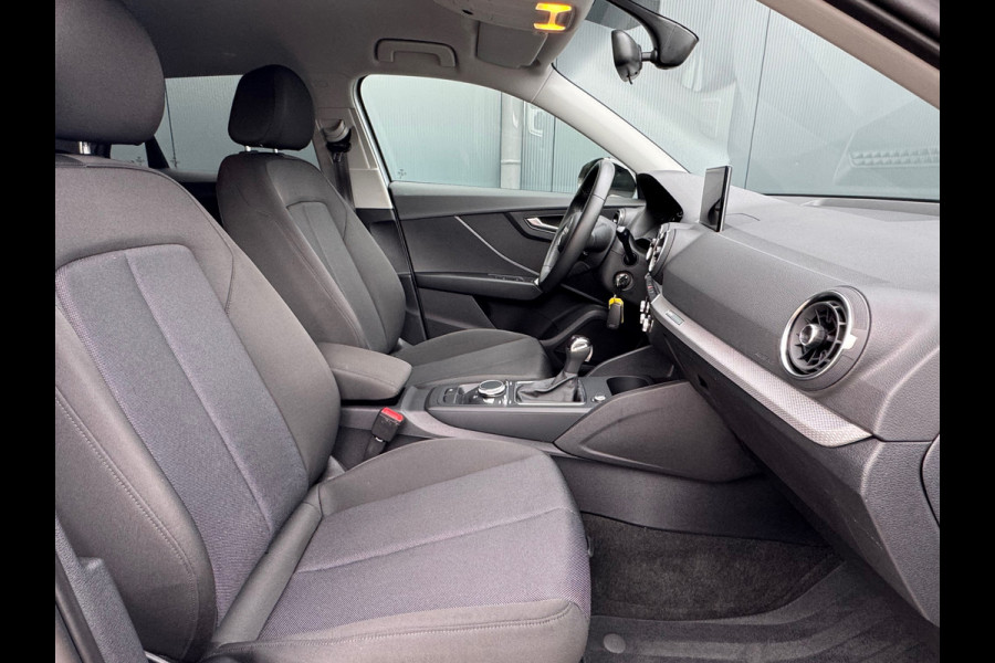 Audi Q2 35 TFSI Automaat * Navigatie * Cruise Control * Parkeersensoren * 18 inch velgen *