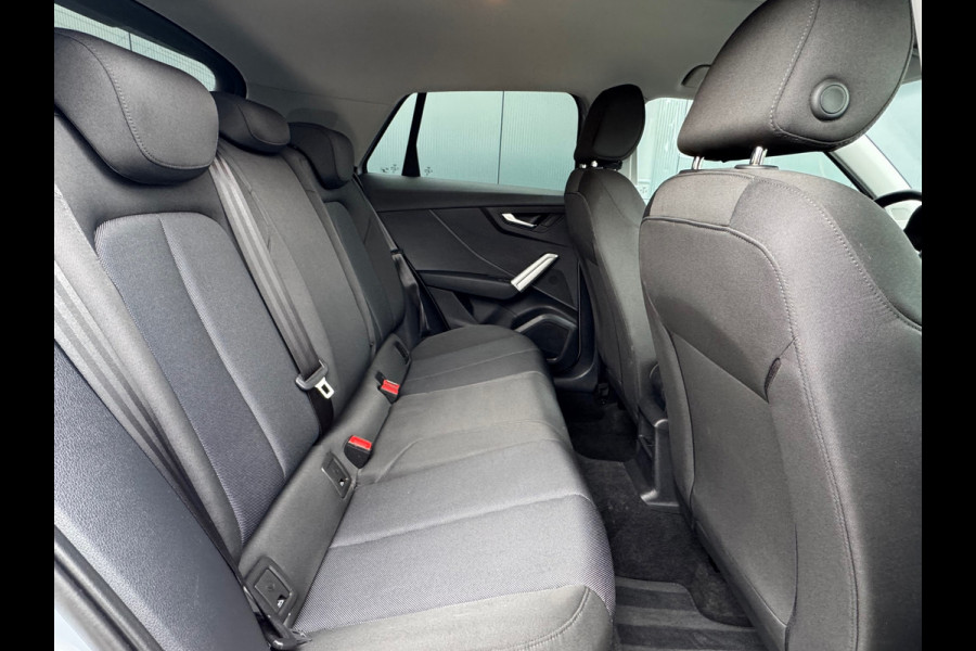 Audi Q2 35 TFSI Automaat * Navigatie * Cruise Control * Parkeersensoren * 18 inch velgen *