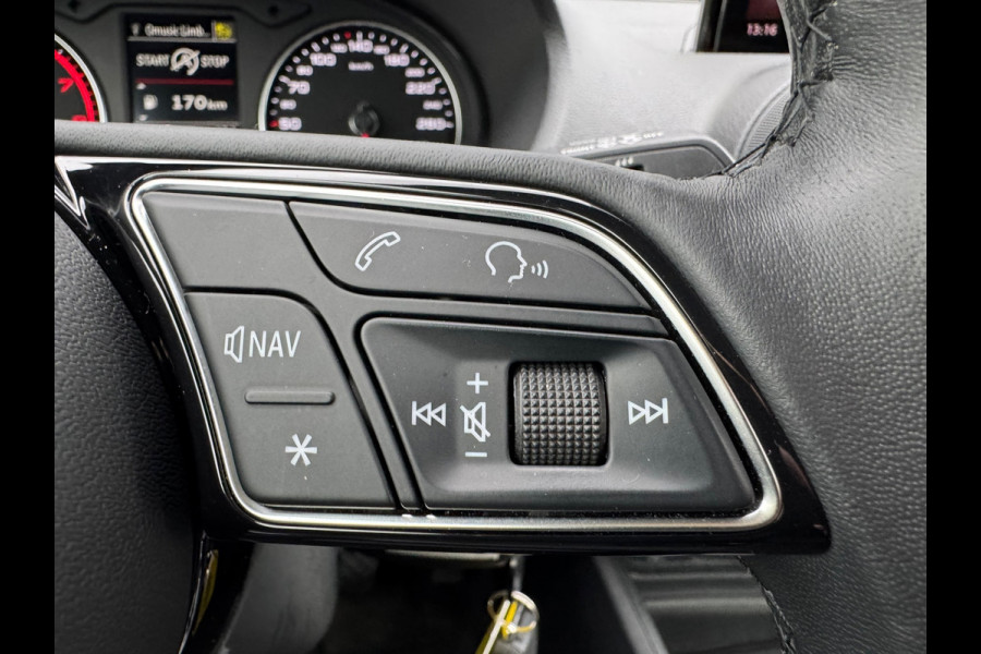 Audi Q2 35 TFSI Automaat * Navigatie * Cruise Control * Parkeersensoren * 18 inch velgen *