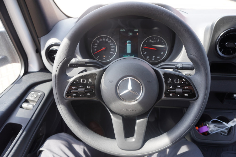 Mercedes-Benz Sprinter 319 CDI 191PK Bakwagen met laadklep Automaat Nr. V068 | Airco | Cruise | Apple-Android