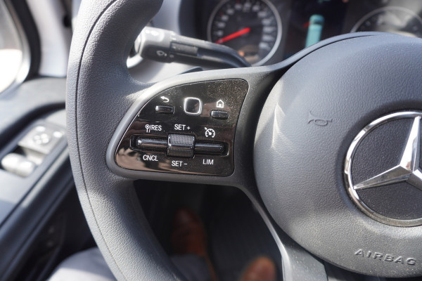 Mercedes-Benz Sprinter 319 CDI 191PK Bakwagen met laadklep Automaat Nr. V068 | Airco | Cruise | Apple-Android