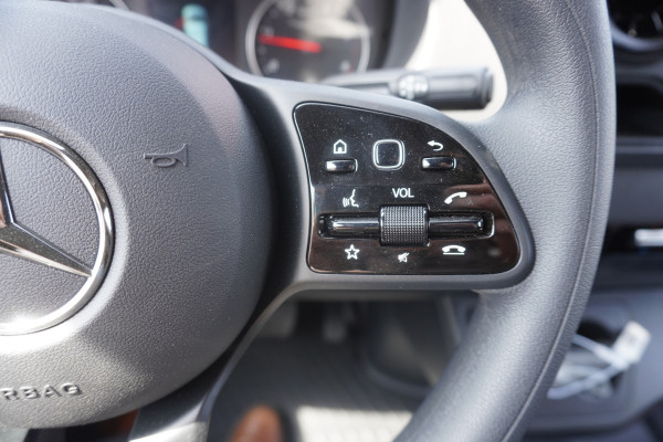 Mercedes-Benz Sprinter 319 CDI 191PK Bakwagen met laadklep Automaat Nr. V068 | Airco | Cruise | Apple-Android