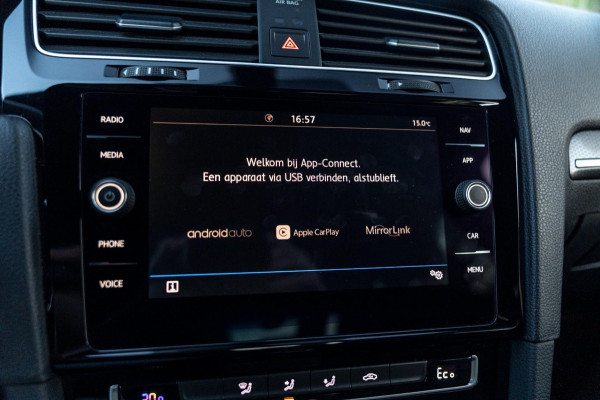 Volkswagen Golf 1.4 GTE PHEV 204 PK Adaptive Virtual Cockpit Camera Keyless 18''