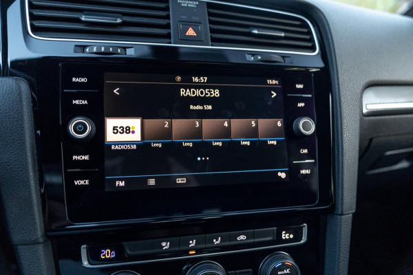 Volkswagen Golf 1.4 GTE PHEV 204 PK Adaptive Virtual Cockpit Camera Keyless 18''