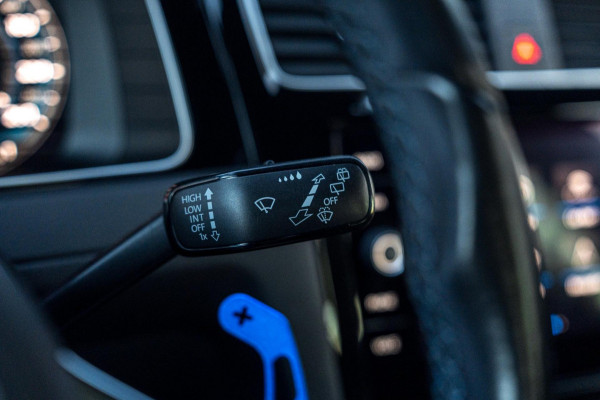 Volkswagen Golf 1.4 GTE PHEV 204 PK Adaptive Virtual Cockpit Camera Keyless 18''