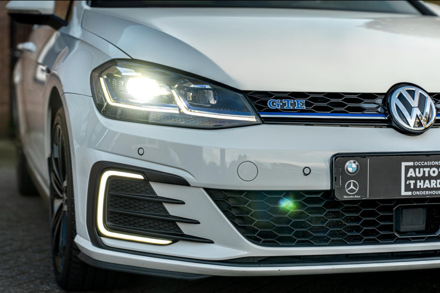 Volkswagen Golf 1.4 GTE PHEV 204 PK Adaptive Virtual Cockpit Camera Keyless 18''