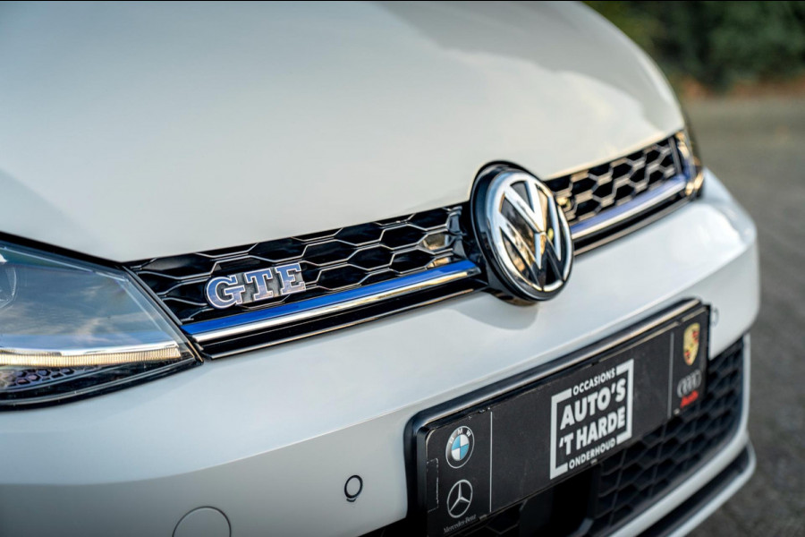 Volkswagen Golf 1.4 GTE PHEV 204 PK Adaptive Virtual Cockpit Camera Keyless 18''