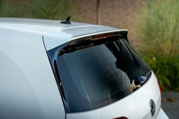 Volkswagen Golf 1.4 GTE PHEV 204 PK Adaptive Virtual Cockpit Camera Keyless 18''