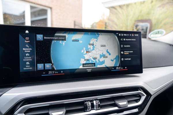 BMW 3 Serie Touring 320e MY 2023 204 PK 1e Eig Dealer o.h Carplay LED Head-Up 19'