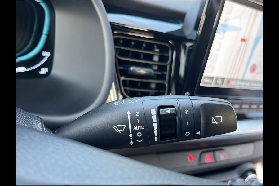 Kia Stonic 1.0 T-GDi MHEV DynamicPlusLine | Stoelverwarming | Navi | Camera | Key-Less | LED |