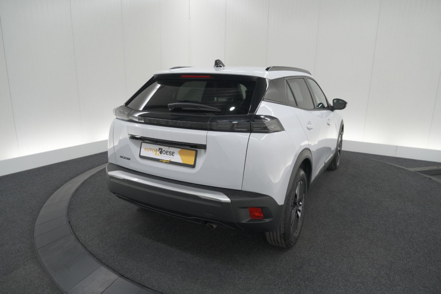 Peugeot 2008 PureTech 100 Allure | Camera | Navigatie | Parkeersensoren | Apple Carplay