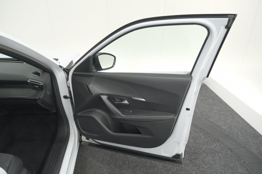 Peugeot 2008 PureTech 100 Allure | Camera | Navigatie | Parkeersensoren | Apple Carplay
