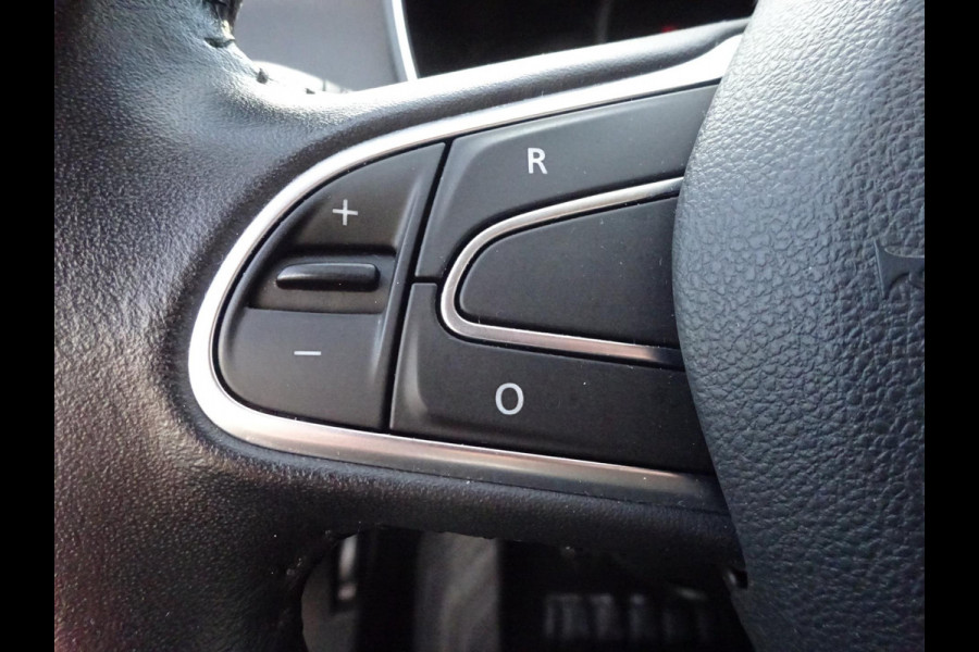 Renault Mégane 1.5 DCI 110 PK AIRCO NAVI LUXE GRIJS KENTEKEN