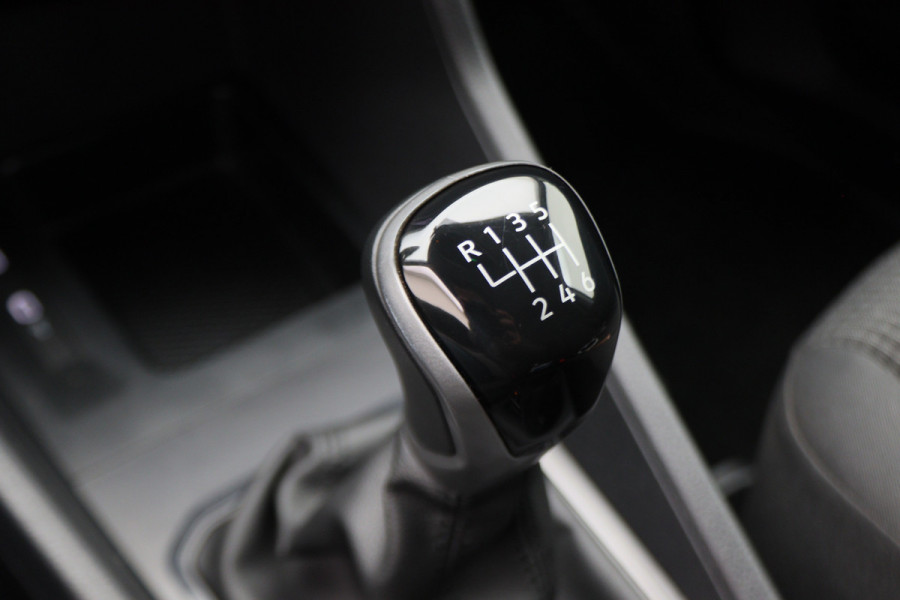 Volkswagen Caddy Cargo 2.0 TDI Comfort Side-Bars, Apple Carplay, Trekhaak, Cruise, PDC