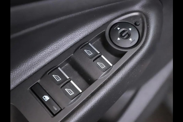 Ford Kuga 1.5 EcoBoost ST Line Pano Camera Carplay Winterpakket NAP