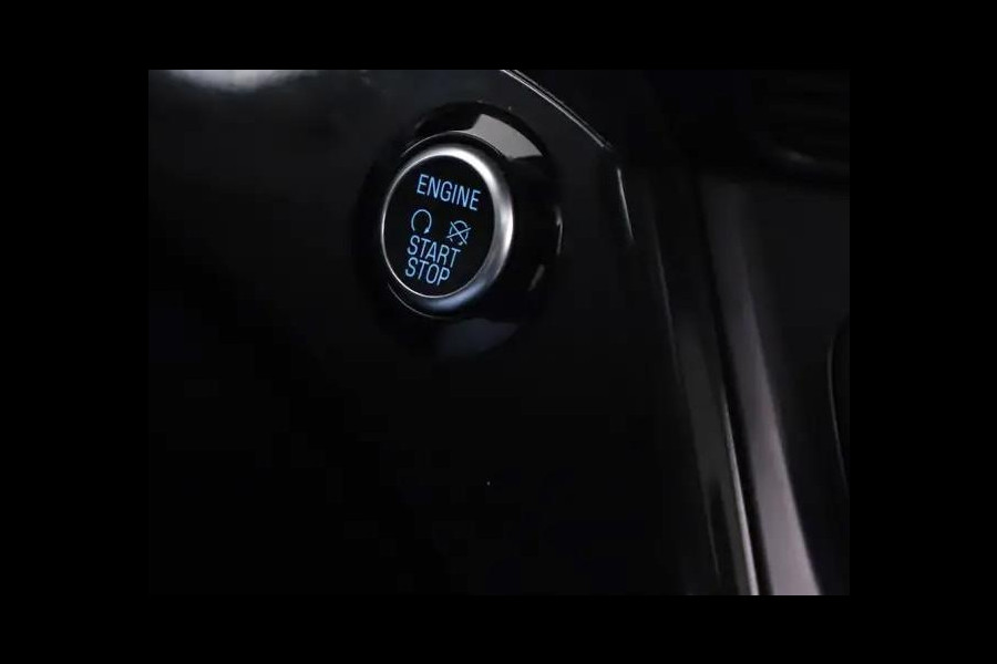 Ford Kuga 1.5 EcoBoost ST Line Pano Camera Carplay Winterpakket NAP