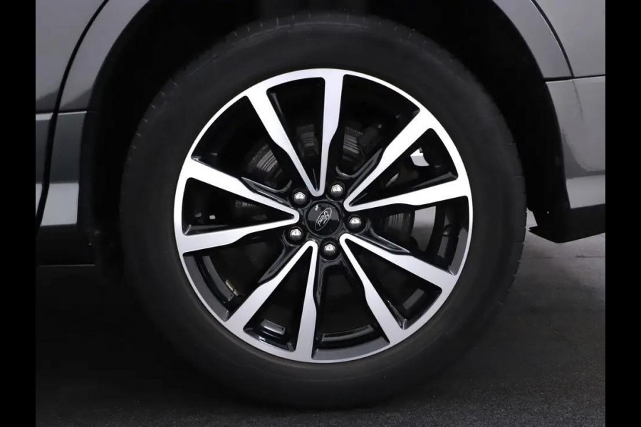 Ford Kuga 1.5 EcoBoost ST Line Pano Camera Carplay Winterpakket NAP