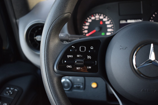 Mercedes-Benz Sprinter 317 1.9 CDI L2H2 RWD | Apple CarPlay | Camera | 18” LM | Side Bars