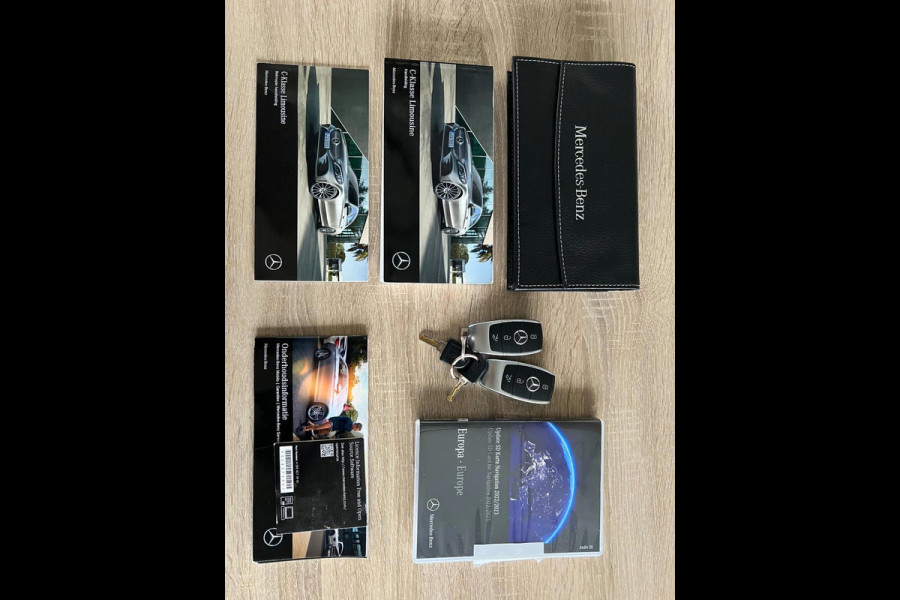 Mercedes-Benz C-Klasse 180 Business Solution AMG/PANO/CAMERA/TREKHAAK/APPLE CARPLAY