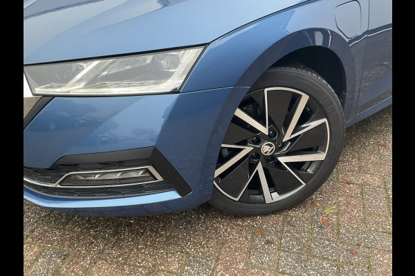 Škoda Octavia Combi 1.4 TSI iV PHEV Business Edition Plus Pano.dak Stoel/Stuurverw Sfeerverl Blue Beauty