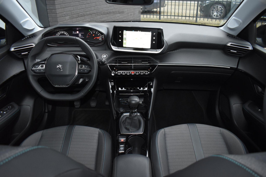 Peugeot 208 1.2 PureTech 100PK Allure Pack | Carplay | Camera | Keyless | Stoelverw. | Incl. garantie