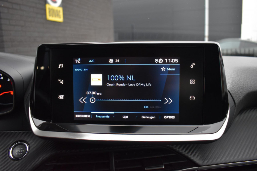 Peugeot 208 1.2 PureTech 100PK Allure Pack | Carplay | Camera | Keyless | Stoelverw. | Incl. garantie