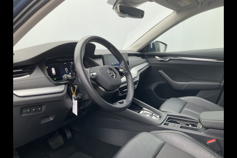 Škoda Octavia Combi 1.4 TSI iV PHEV Business Edition Plus Pano.dak Stoel/Stuurverw Sfeerverl Blue Beauty